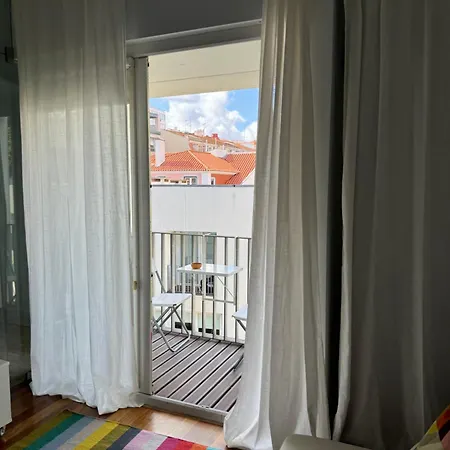 Апартаменты In Santos Лиссабон